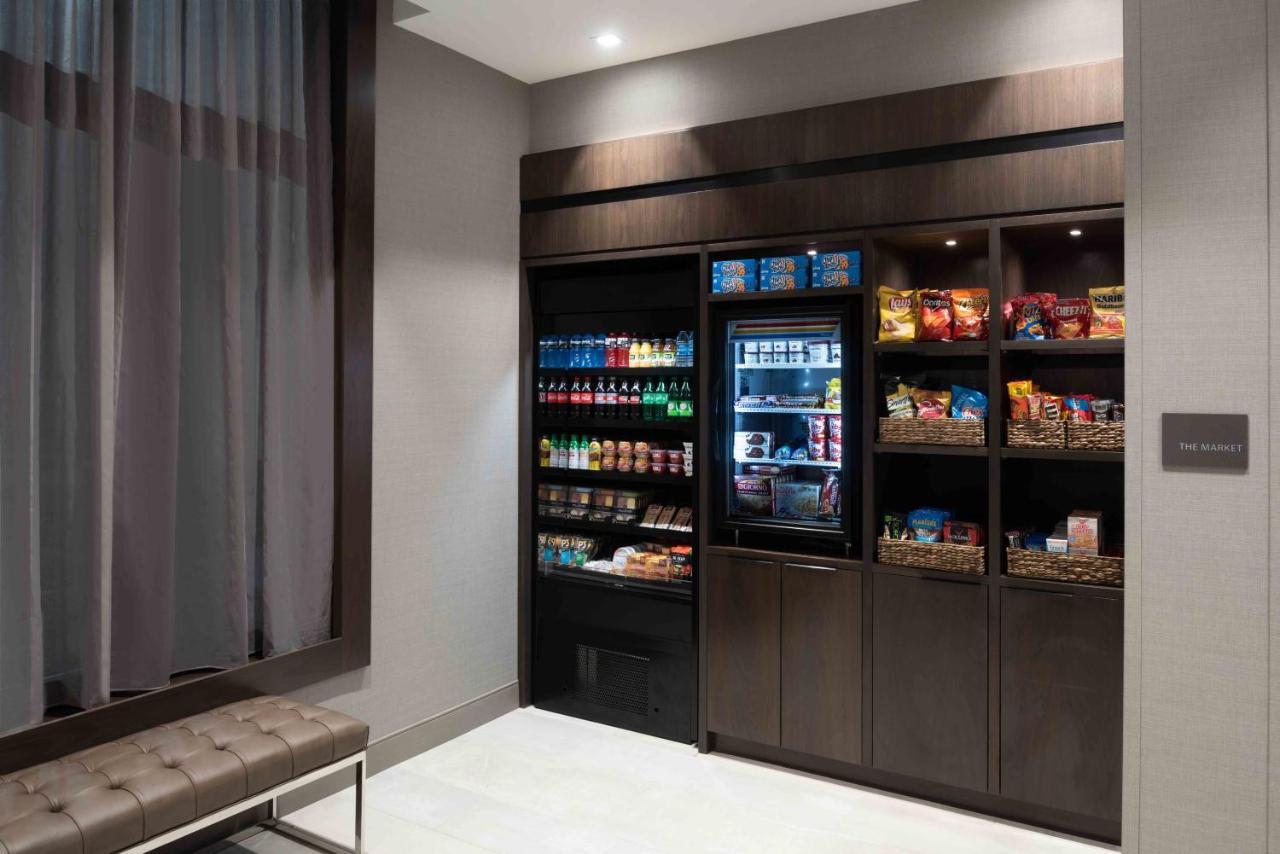Staybridge Suites - Quincy By Ihg Luaran gambar