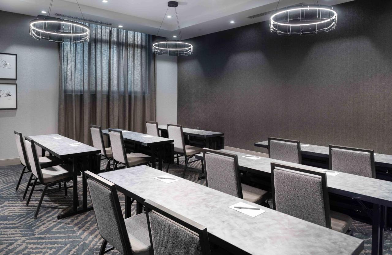 Staybridge Suites - Quincy By Ihg Luaran gambar