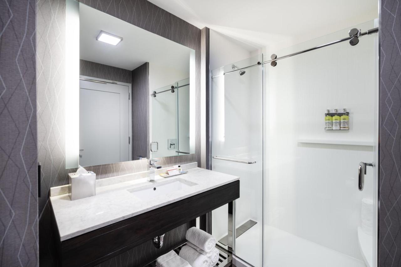 Staybridge Suites - Quincy By Ihg Luaran gambar