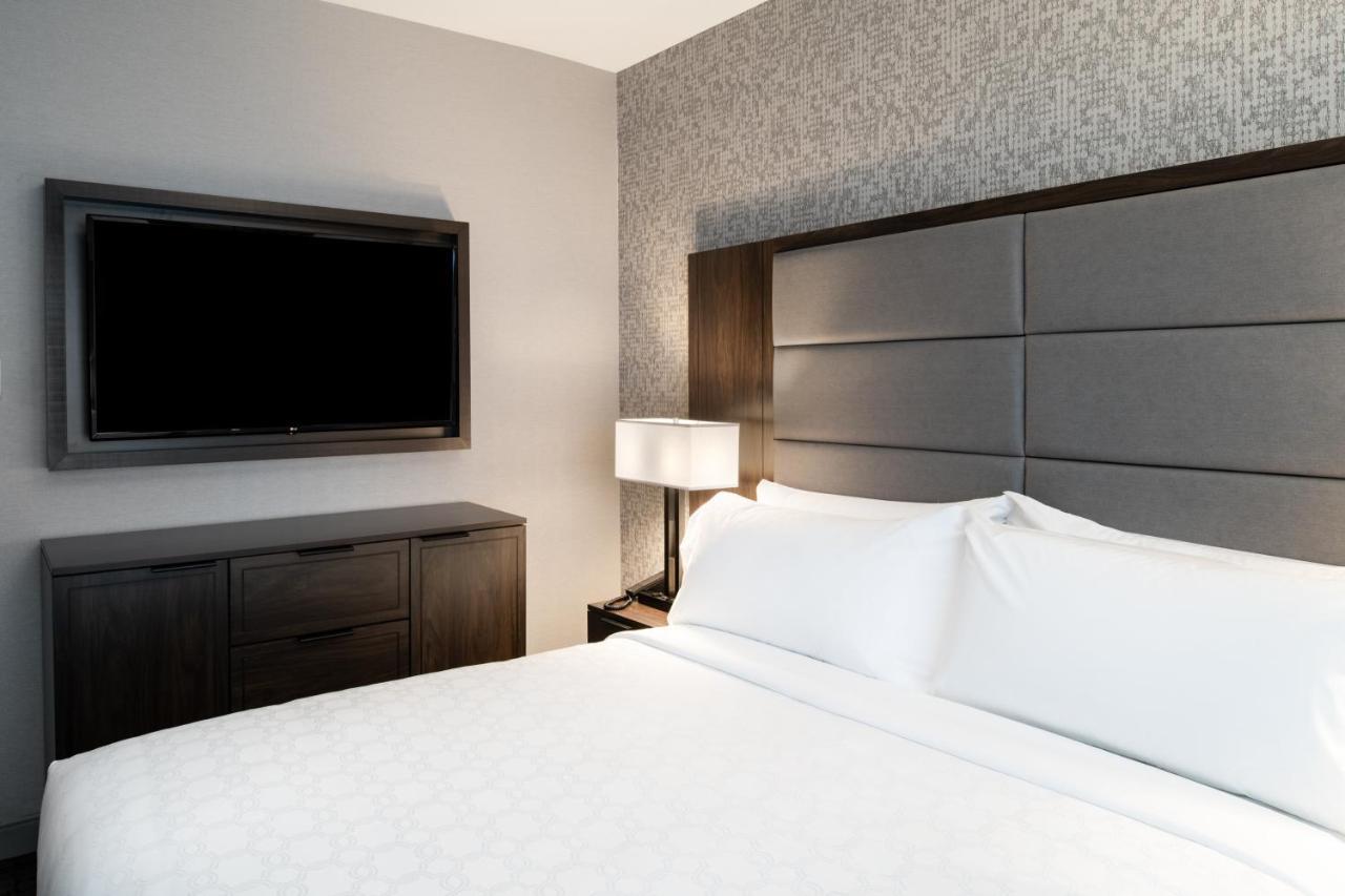 Staybridge Suites - Quincy By Ihg Luaran gambar